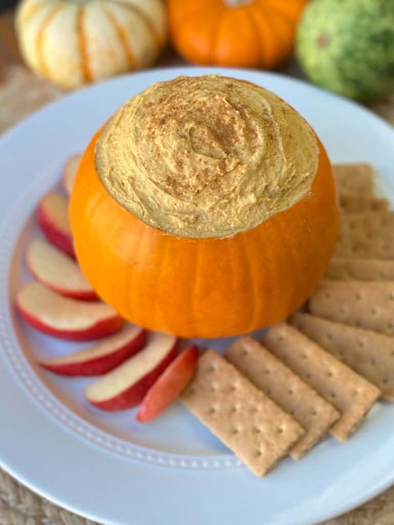Pumpkin Dip with apple slices and graham crackers