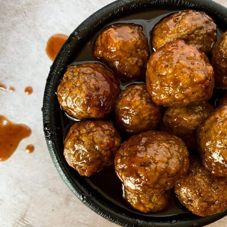 Slow Cooker BBQ Grape Jelly Meatballs