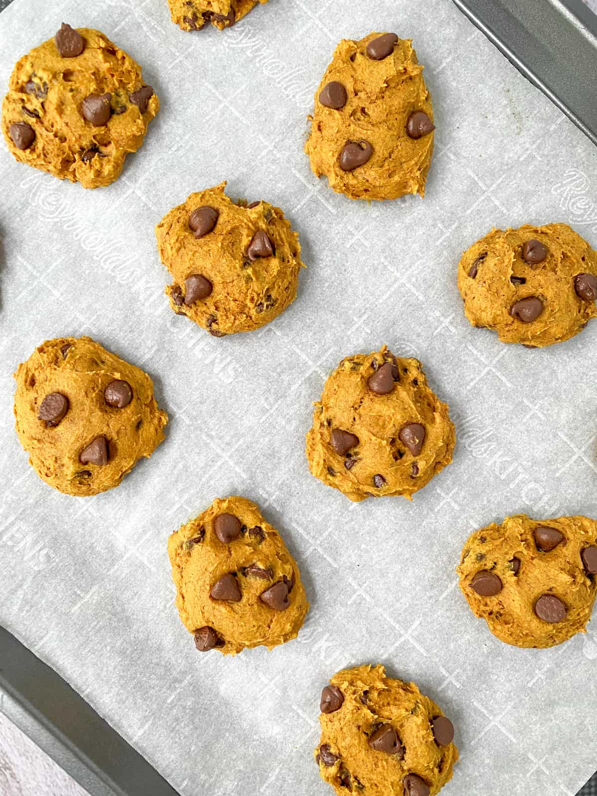 baked cookies on parchment paper
