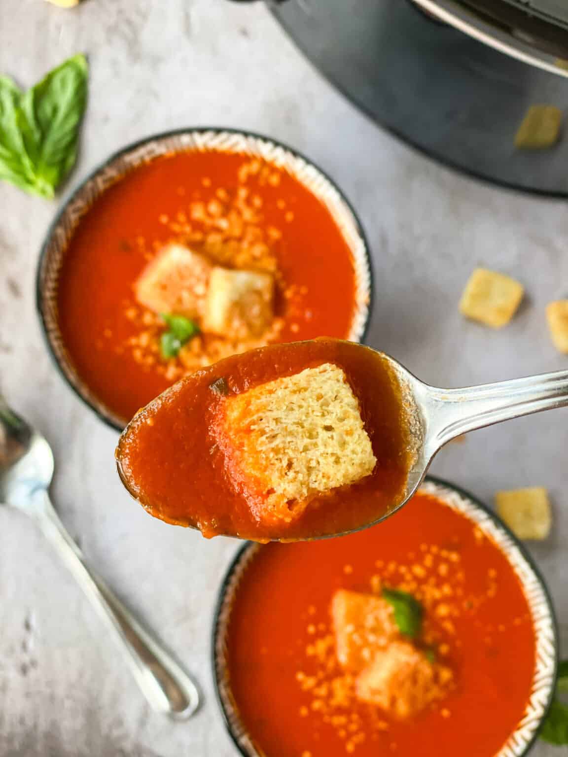 Easy Slow Cooker Tomato Basil Soup (with Canned Tomatoes) Whiskful Cooking